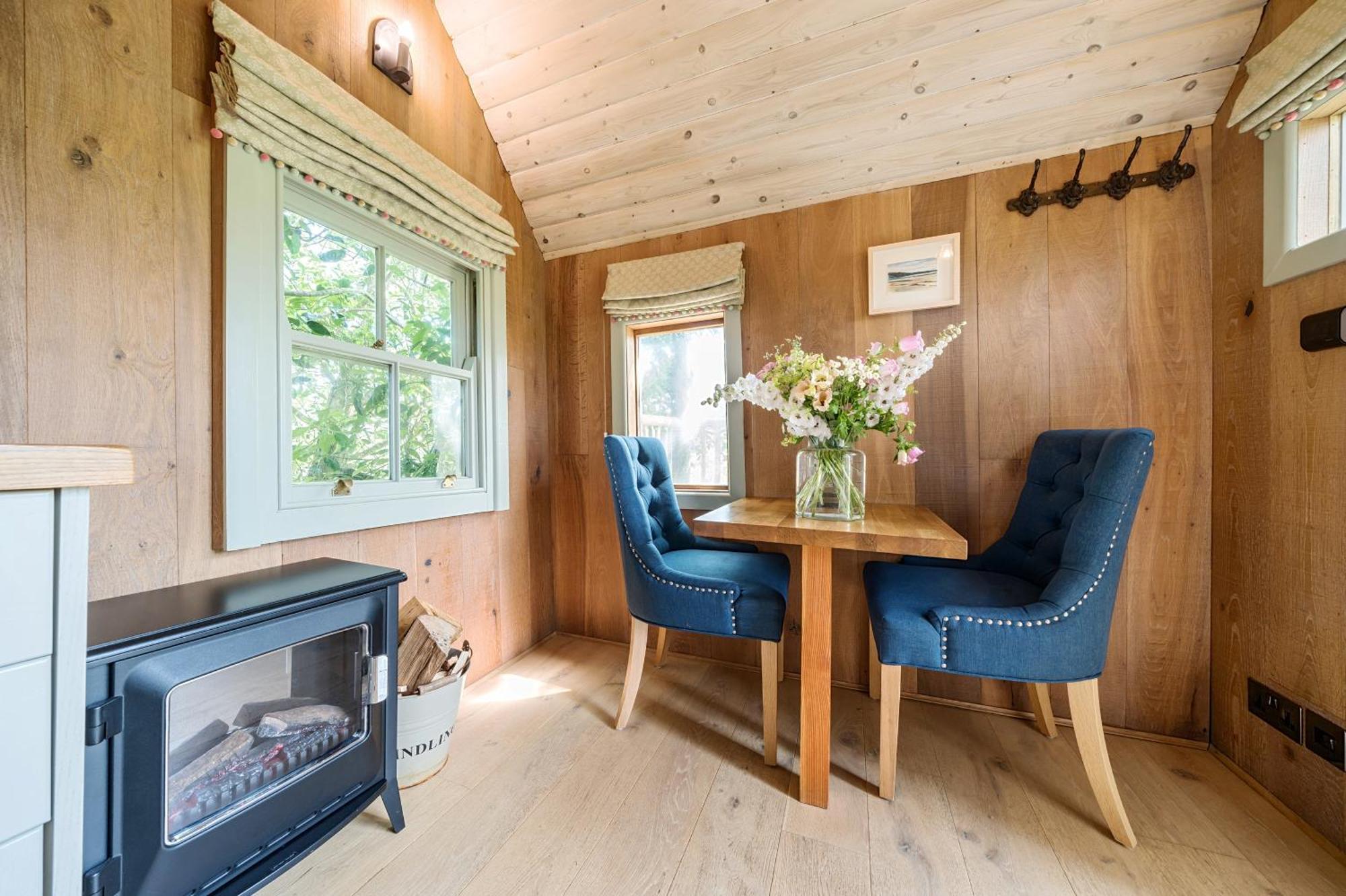 The Treehouse At Salcombe Farm Villa Bagian luar foto