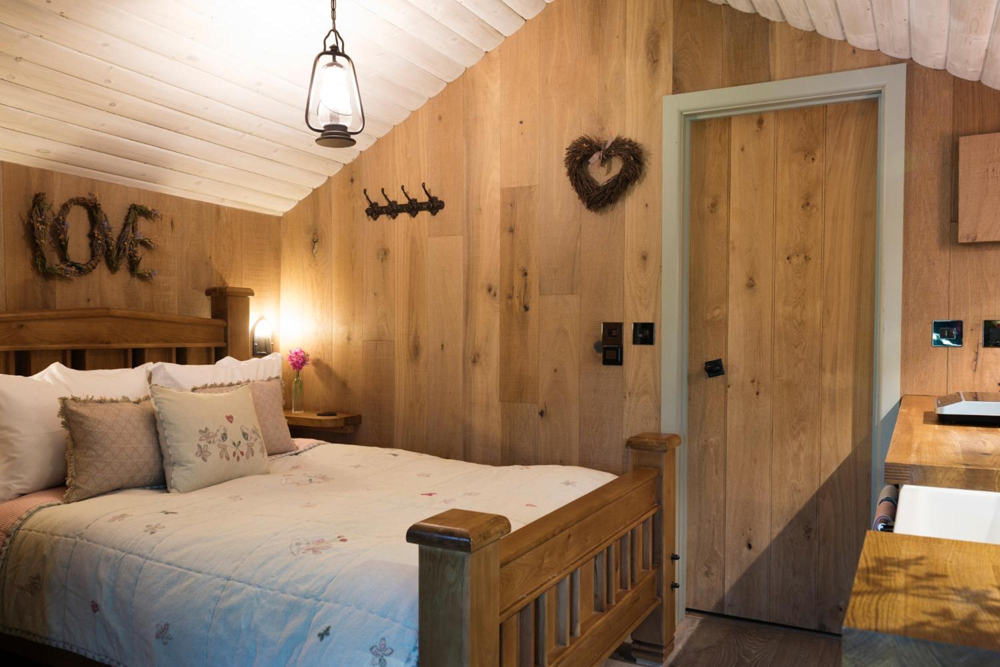 The Treehouse At Salcombe Farm Villa Bagian luar foto