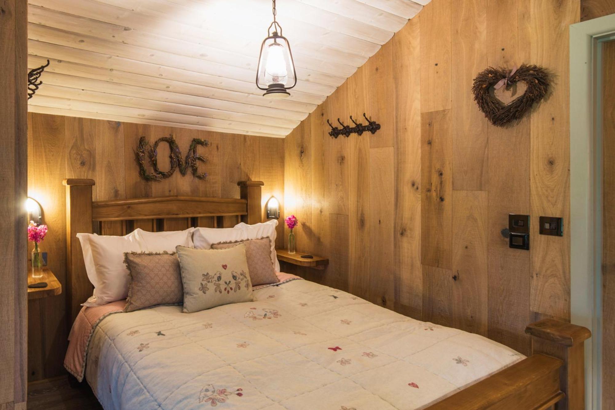 The Treehouse At Salcombe Farm Villa Bagian luar foto